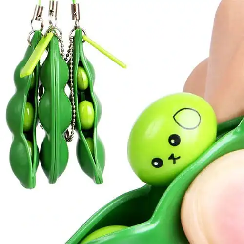 Alternative view of Fidget pea poppers